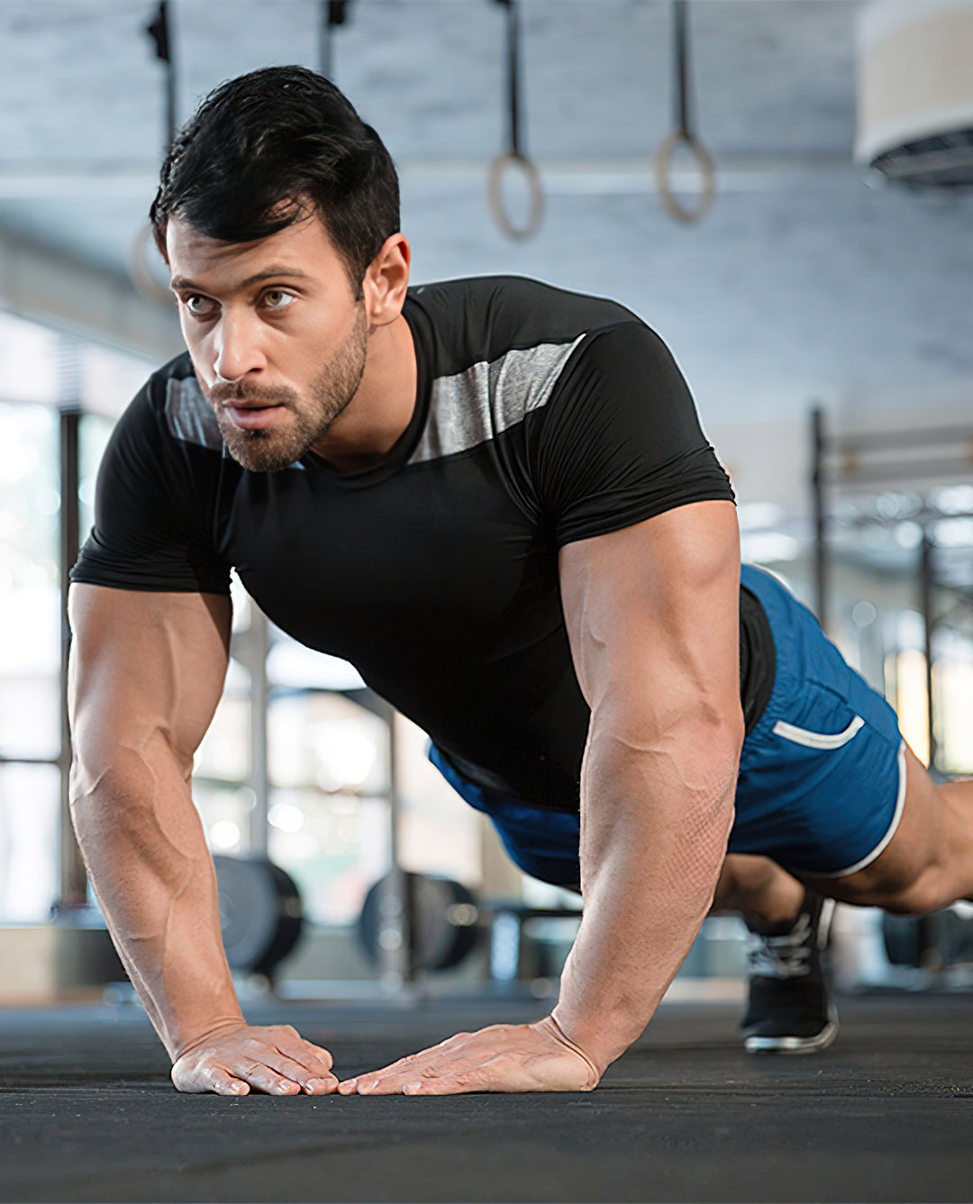 Push-ups with bands and bench presses increase strength equally