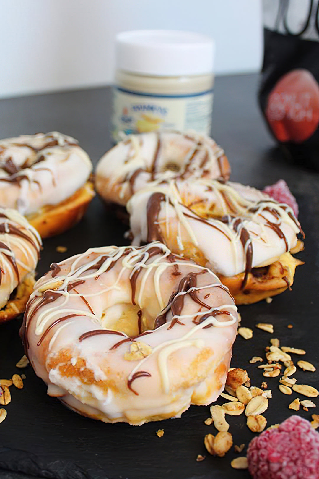 REZEPT: Fitness-Donuts mit flüssigem Erdnussbutter-Kern