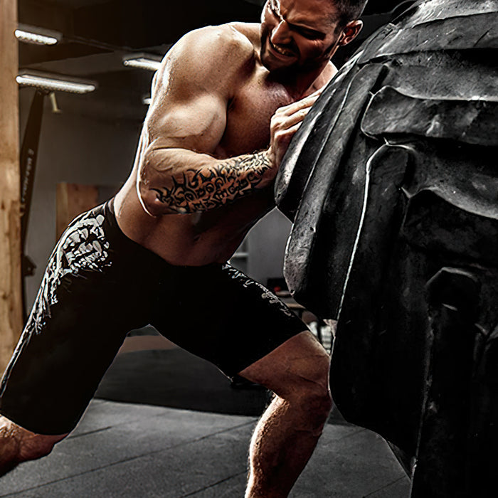 Ein Bodybuilder macht CrossFit