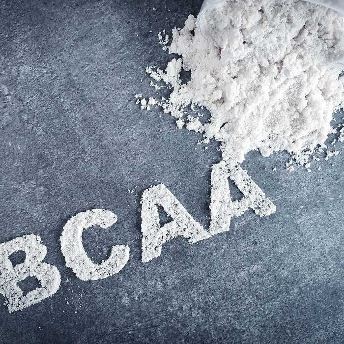 EAAs vs. BCAAs – Warum essentielle Aminosäuren die bessere Wahl sind