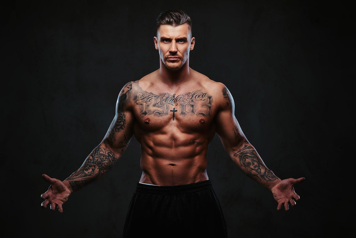 Tattoos im Bodybuilding – Ausdruck der Persönlichkeit oder Problem auf der Bühne?