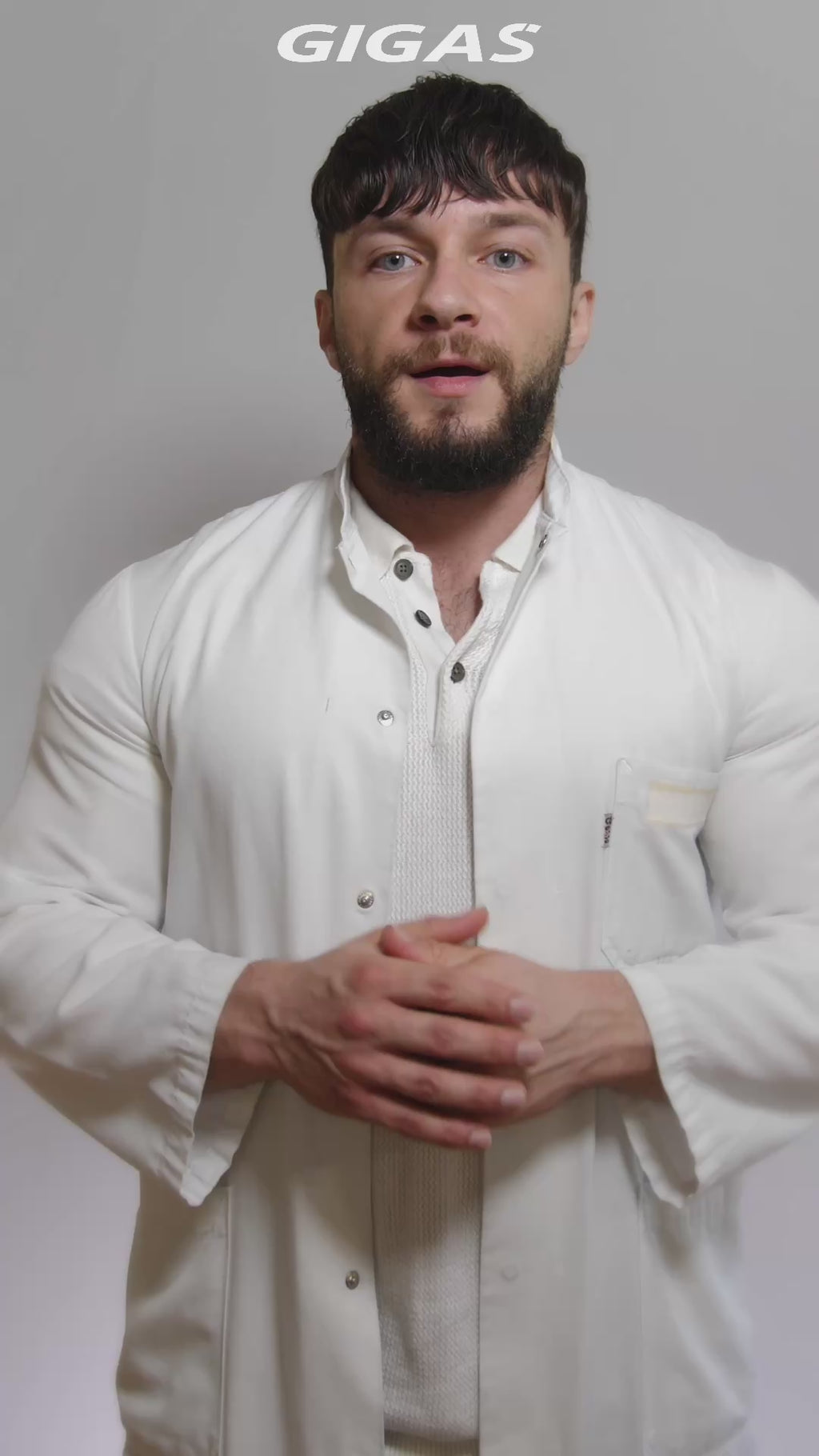 Dr. med. Christoph Regalbuto Arzt Innere Medizin erklärt Elektrolyte für Base Powder GN Gigas Nutrition